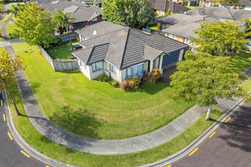 11 Feeny Crescent, East Tamaki, Auckland - Carousel 1