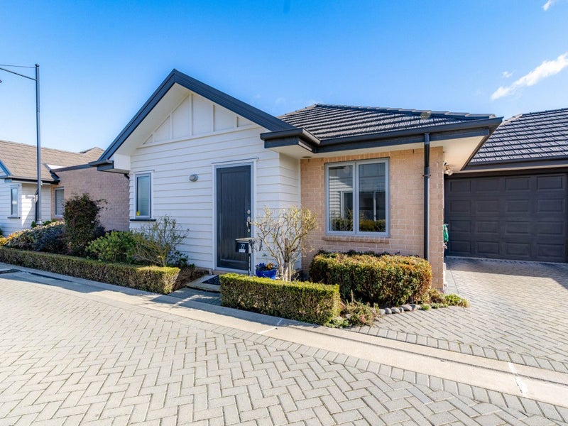 22/372 Yaldhurst Road, Russley, Christchurch - Carousel 1