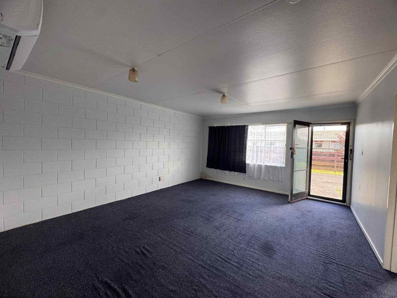 3/297 Ruahine Street, Terrace End, Palmerston North - Carousel 2