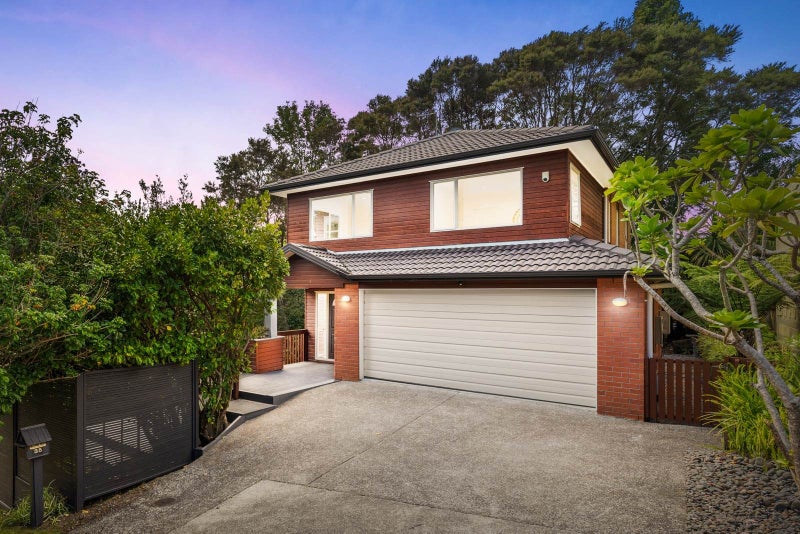 35 Frenz Drive, Titirangi, Auckland - Carousel 1