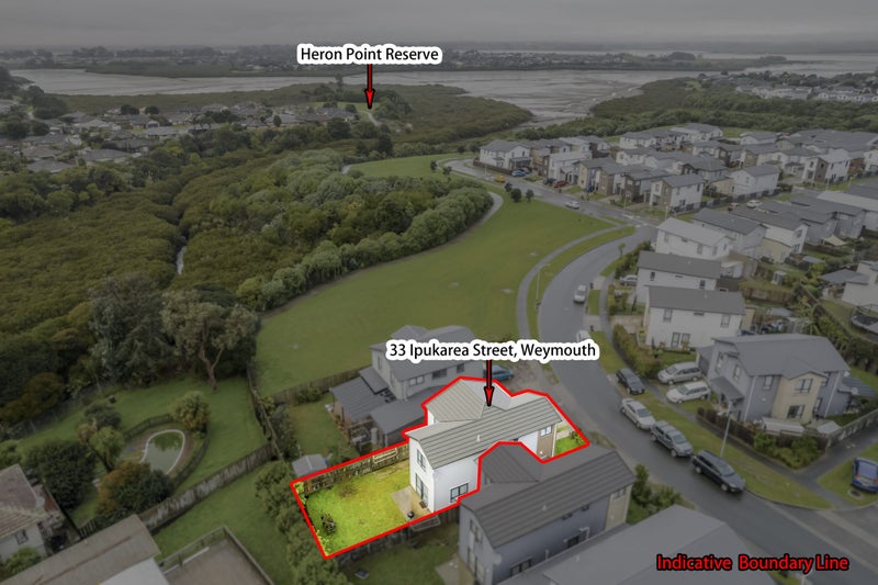 33 Ipukarea Street, Weymouth, Auckland - Carousel 2