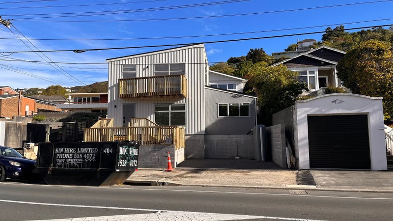 369 Karori Road, Karori, Wellington - Carousel 1