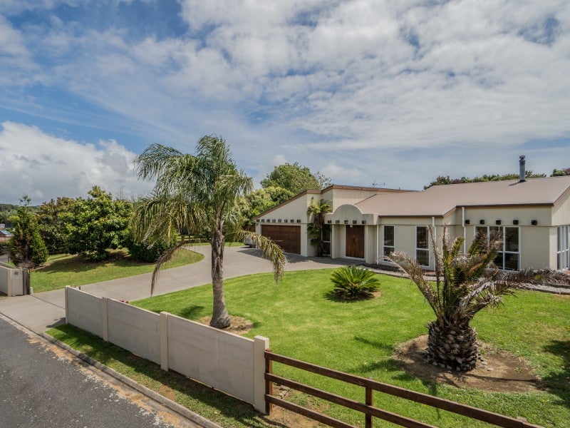 17 Jenny Lane, Waiuku, Waiuku - Carousel 1