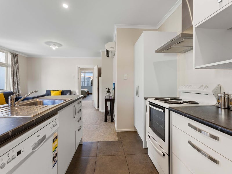 19 Ascot Street, Saint Kilda, Dunedin - Carousel 2