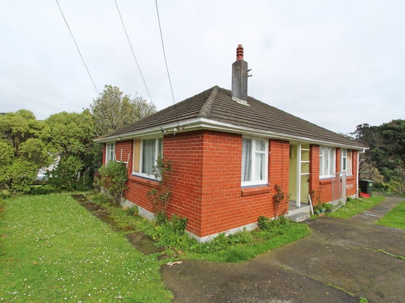 12 Durham Street, Cannons Creek, Porirua - Carousel 1