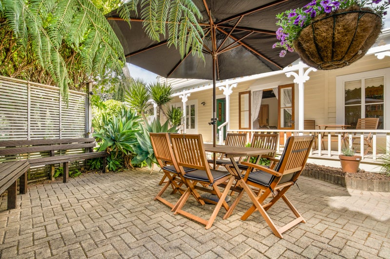 2 Brylee Drive, Conifer Grove, Takanini - Carousel 2