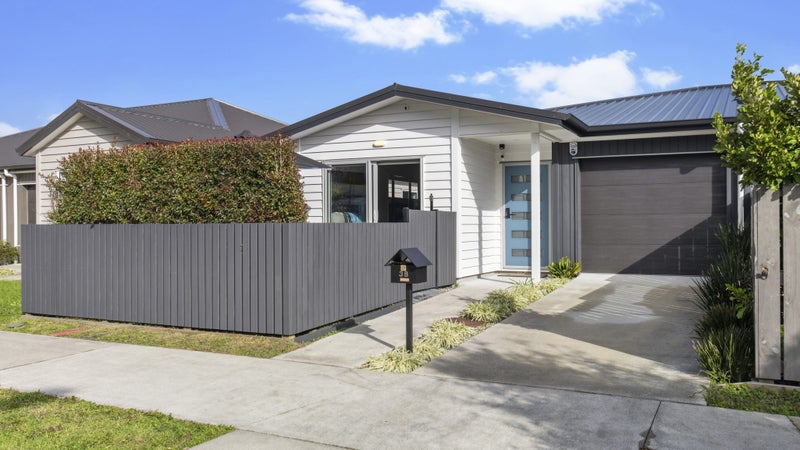 38 Harore Road, Takanini, Auckland - Carousel 1