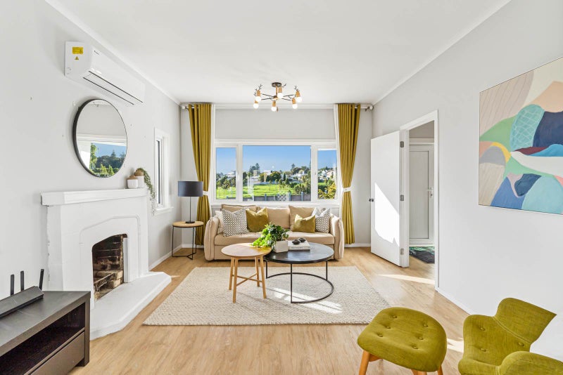 3 Hendry Avenue, Hillsborough, Auckland - Carousel 2