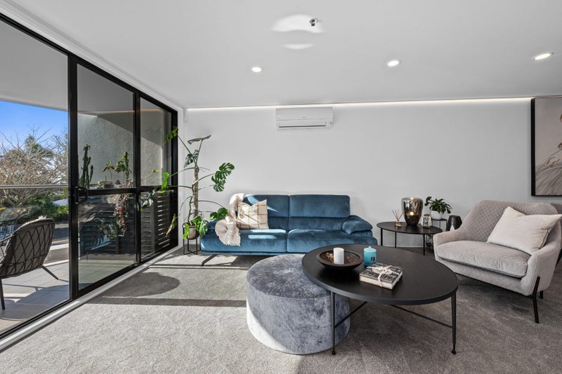 1C/175 Hurstmere Road, Takapuna, Auckland - Carousel 2