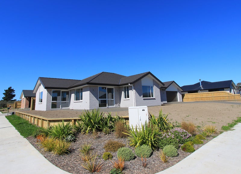 2 Dakota PL, Burleigh, blenheim - Carousel 1
