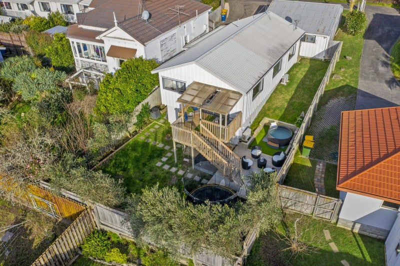 3/100 Birkdale Road, Birkdale, Auckland - Carousel 2