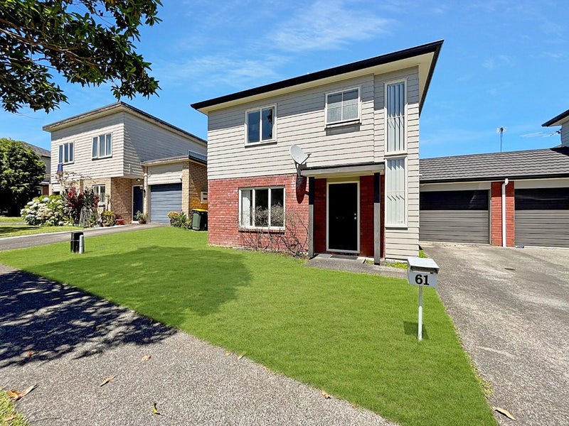 61 Brashier Circle, Sunnyvale, Auckland - Carousel 1