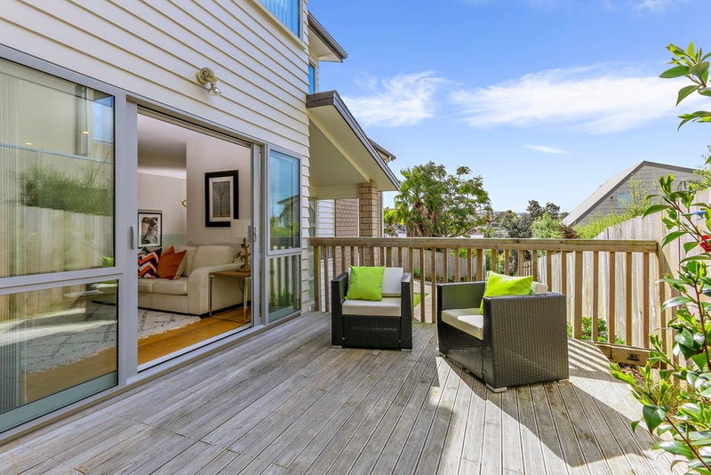 50A Beulah Avenue, Rothesay Bay, Auckland - Carousel 2