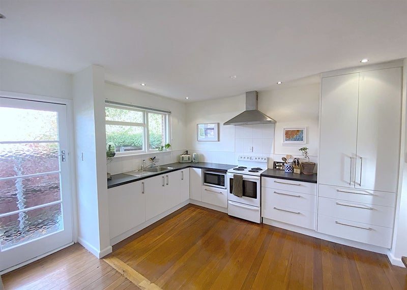 1/25 Remuera Avenue, Cashmere, Christchurch - Carousel 2