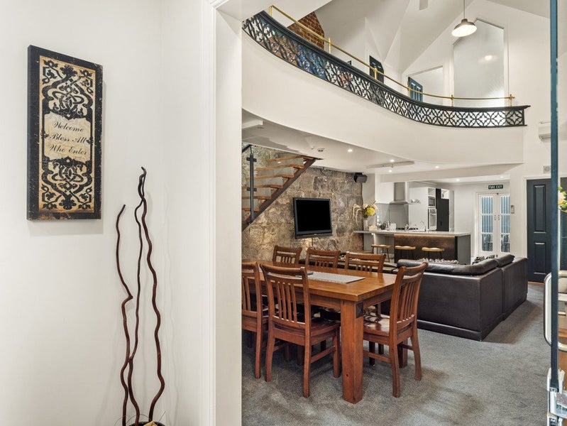 2/81 Moray Place, Dunedin Central, Dunedin - Carousel 2