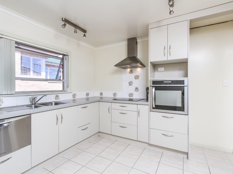 145 Garnet Road, Westmere, Auckland - Carousel 2