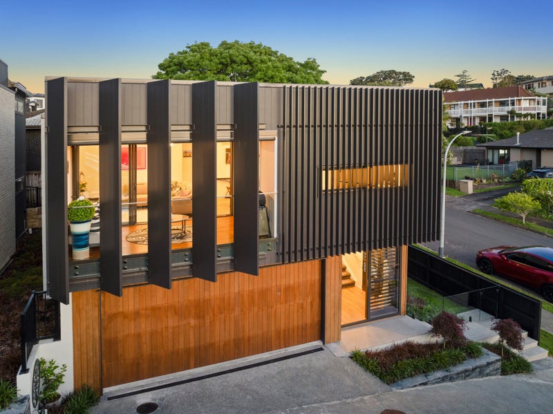 14A Kissling Place, Saint Johns, Auckland - Carousel 1