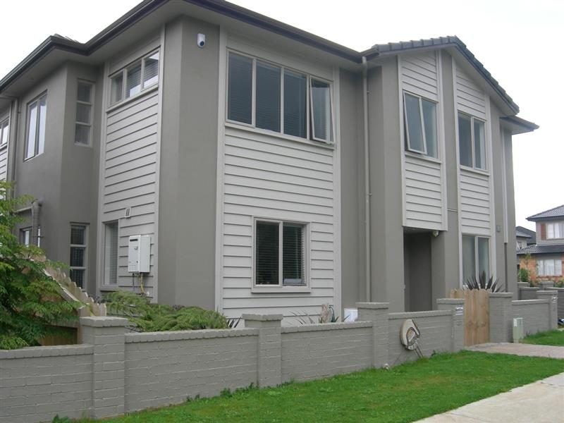 101 Baverstock Road, Flat Bush, Auckland - Carousel 1