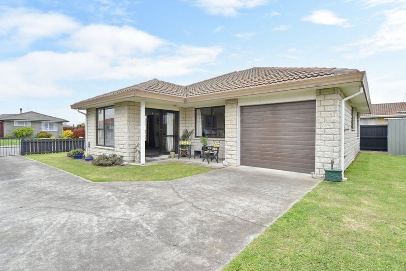 1/23 Trevor Street, Hornby, Christchurch - Carousel 2