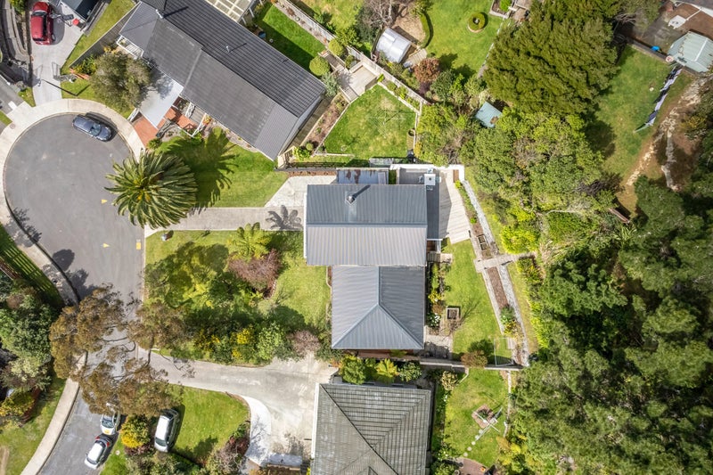 12 Glenrae Grove, Silverstream, Upper Hutt - Carousel 26