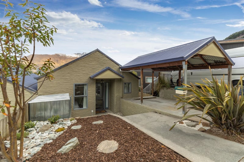10B Dart Place, Fernhill, Queenstown - Carousel 2