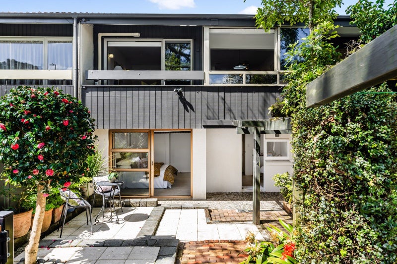 2/56 Campbell Road, One Tree Hill, Auckland - Carousel 2