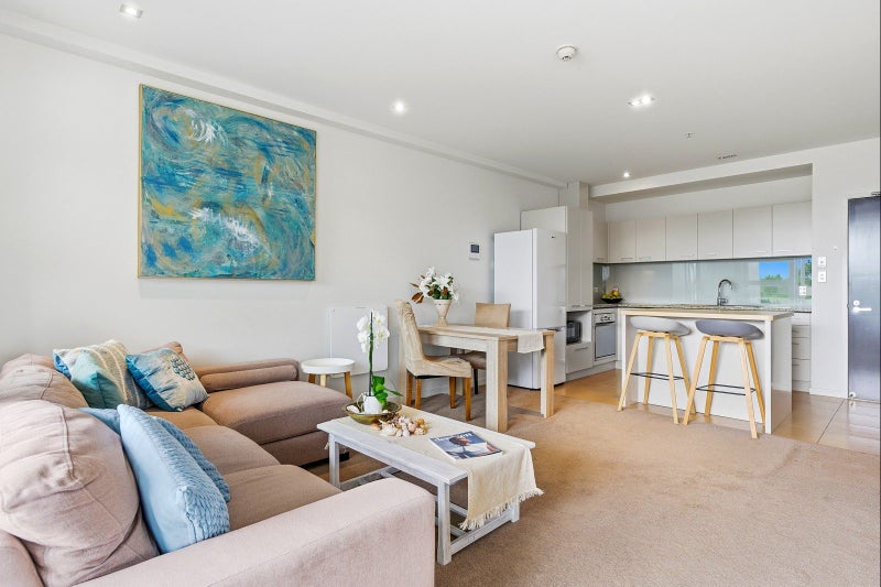 108/16 Huron Street, Takapuna, Auckland - Carousel 2