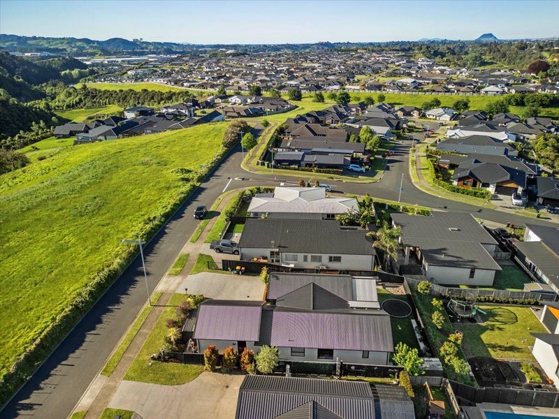 27 Tamihana Avenue, Pyes Pa, Tauranga - Carousel 40
