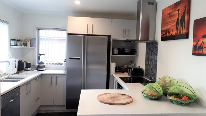 19 Charlotte Crescent, Dinsdale, Hamilton - Carousel 2