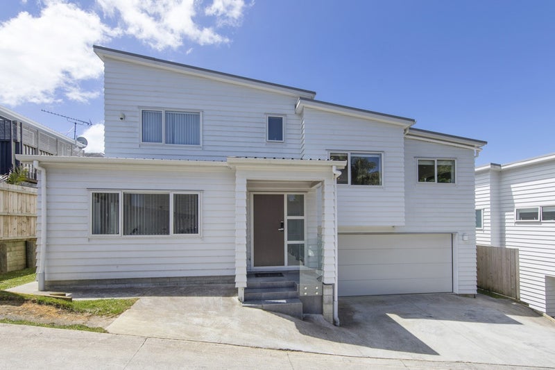 8A Simkin Avenue, Saint Johns, Auckland - Carousel 1