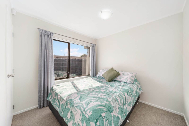 4 Horlicks Place, Randwick Park, Auckland - Carousel 9