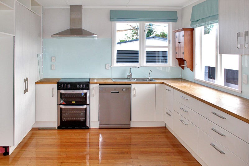 40 Kettle Avenue, Awapuni, Palmerston North - Carousel 2