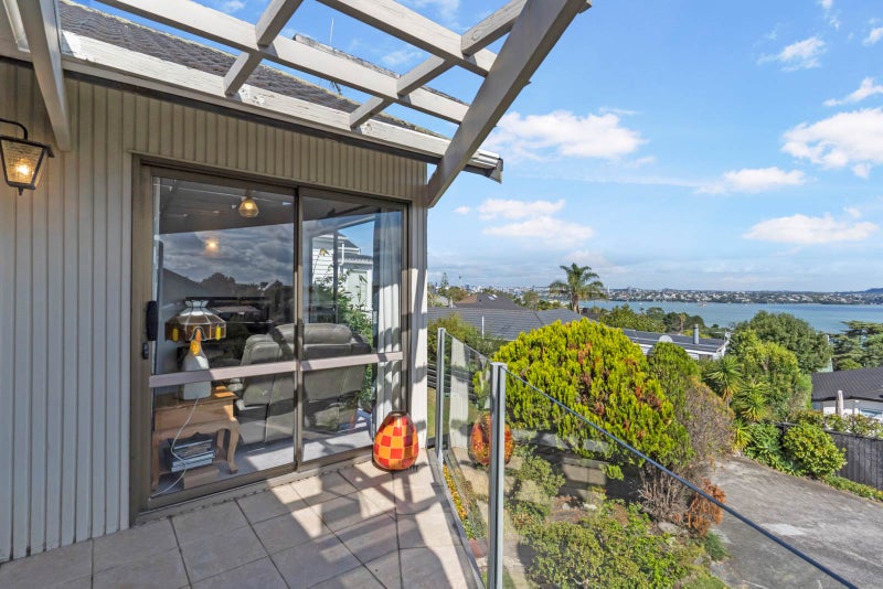 22A Mariposa Crescent, Birkenhead, Auckland - Carousel 2