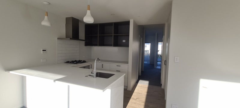 75 Hokioi Drive, Kenepuru, Porirua - Carousel 2