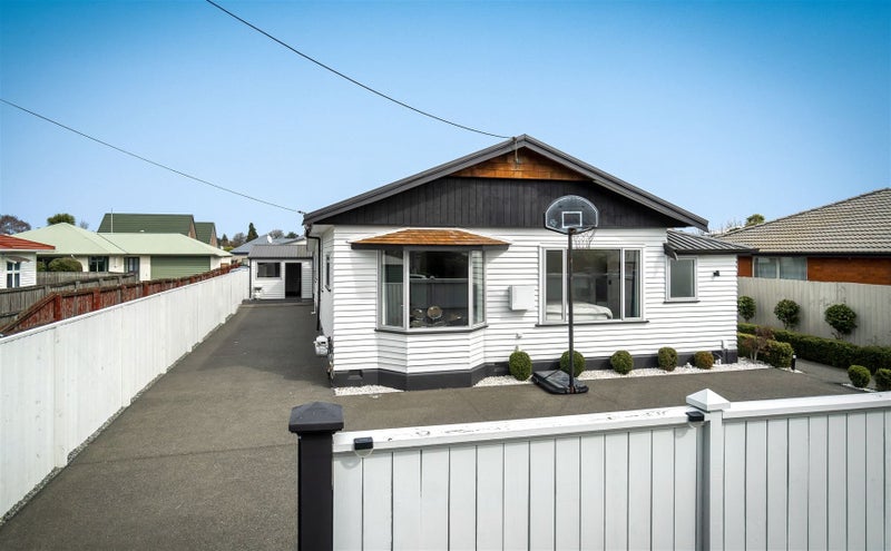 16 Brynley Street, Hornby, Christchurch - Carousel 1