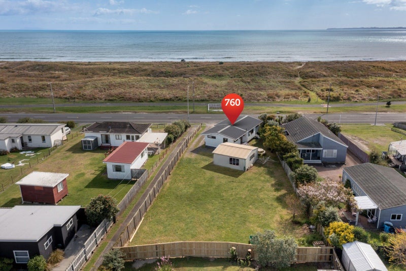 760 Papamoa Beach Road, Papamoa Beach, Papamoa - Carousel 1