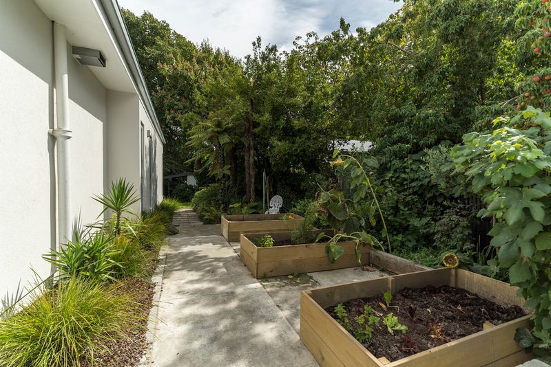 23 Locarno Street, Opawa, Christchurch - Carousel 26