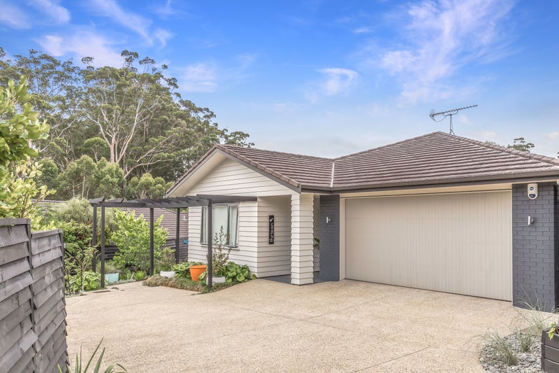 13 Whares Court, Millwater - Carousel 1