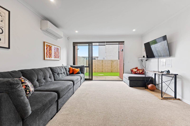 37B Epping Street, Glen Innes, Auckland - Carousel 2