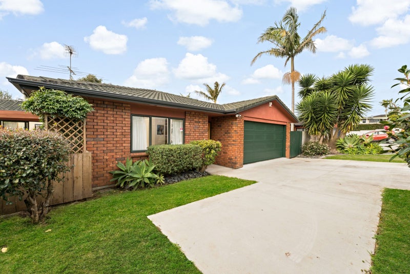 11 Kohanga Road, Mangere Bridge, Auckland - Carousel 2