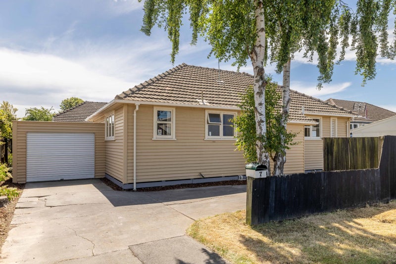 3/7 Wilmot Street, Northcote, Christchurch - Carousel 1