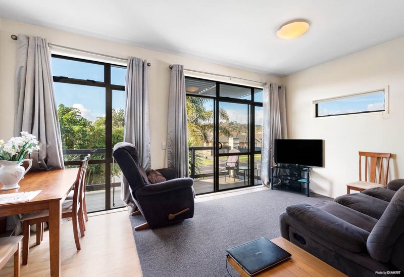 66A/2 Armoy Drive, East Tamaki, Auckland - Carousel 1