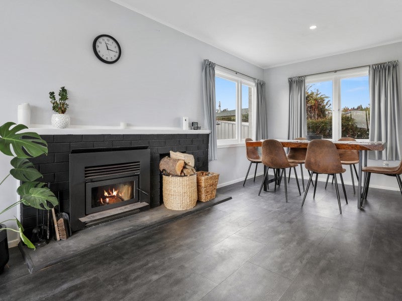 16 Wharenui Road, Owhata, Rotorua - Carousel 1