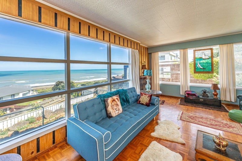 8 Kapiti Terrace, Castlecliff, Whanganui - Carousel 2