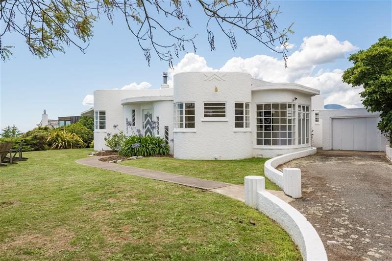 139 Princes Drive, Britannia Heights, Nelson - Carousel 1