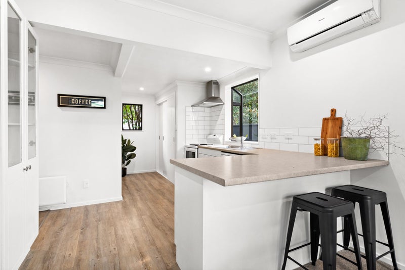 1 Birdwood Street, Taradale, Napier - Carousel 2