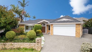 9 Orohena Close, Northpark, Auckland - Carousel 1