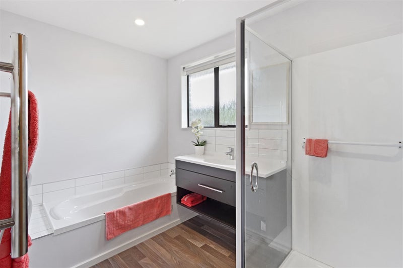 1/11 Lochmore Street, Bishopdale, Christchurch - Carousel 12