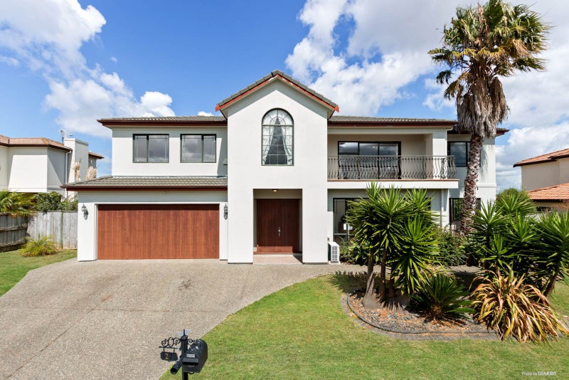 27 Amberwood Drive, Northpark, Auckland - Carousel 1