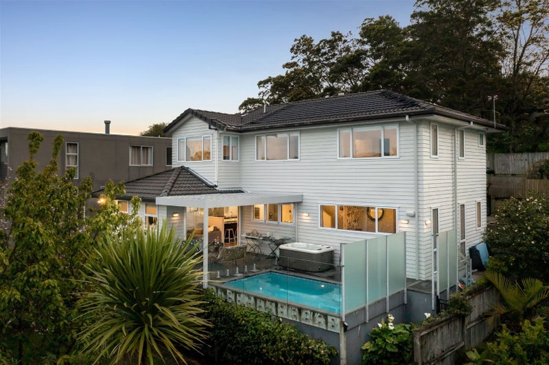 12 Ilam Lane, Fairview Heights, Auckland - Carousel 1